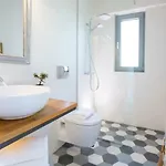Anemos Luxury Villa *