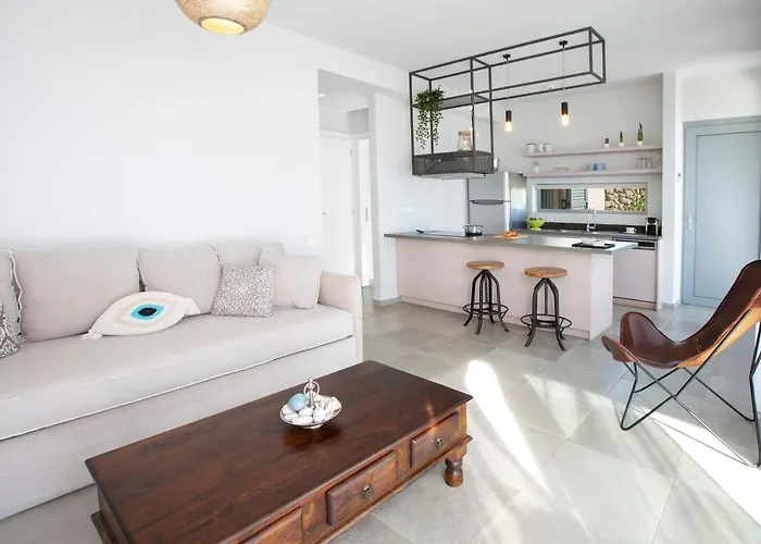 Anemos Luxury Villa *